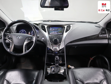 2011 - hyundai grandeur