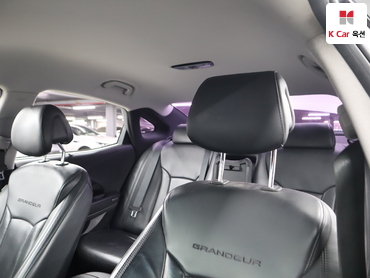 2011 - hyundai grandeur