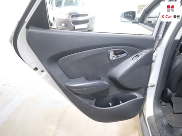 2012 - hyundai tucson