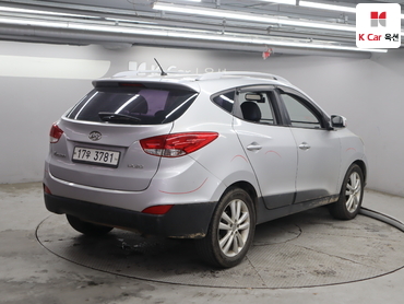 2012 - hyundai tucson