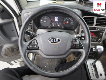 2018 - kia bongo iii