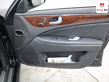 2012 - hyundai equus