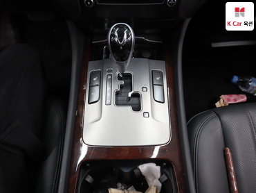 2012 - hyundai equus