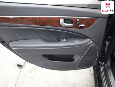 2012 - hyundai equus