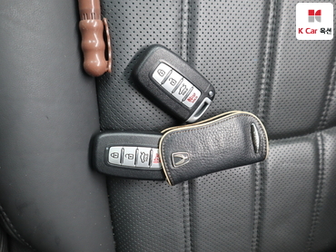 2012 - hyundai equus