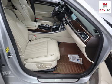 2016 - genesis eq900