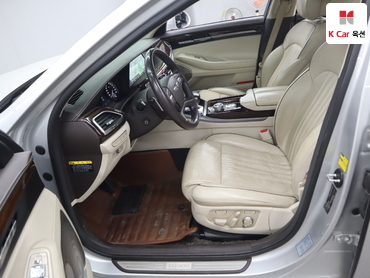 2016 - genesis eq900