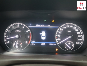 2016 - genesis eq900