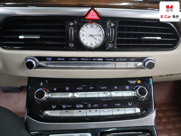 2016 - genesis eq900