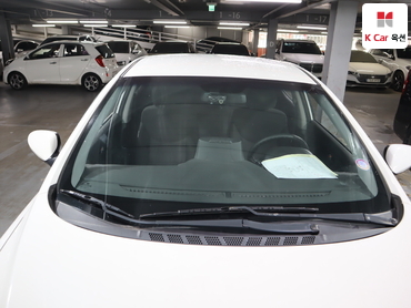 2012 - hyundai avante