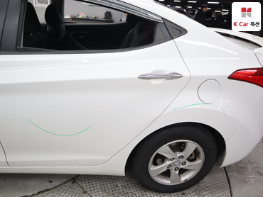 2012 - hyundai avante