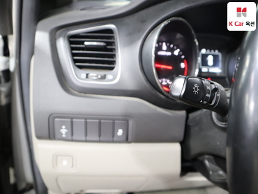 2018 - kia carnival