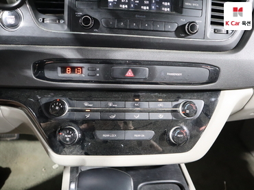 2018 - kia carnival