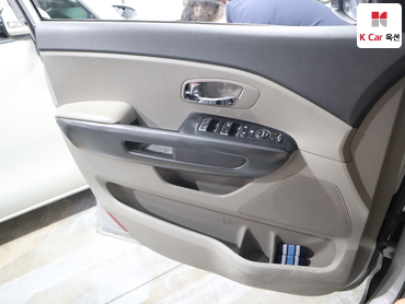 2018 - kia carnival
