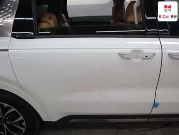 2023 - kia carnival