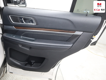 2016 - ford explorer