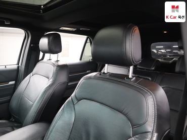 2016 - ford explorer