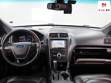 2016 - ford explorer