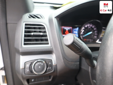 2016 - ford explorer