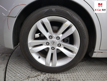 2010 - nissan altima