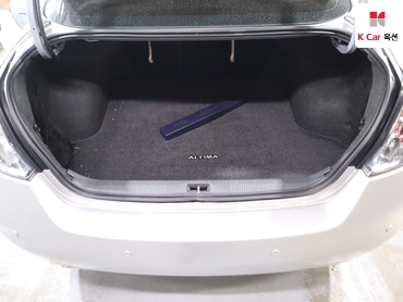2010 - nissan altima