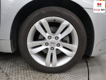 2010 - nissan altima