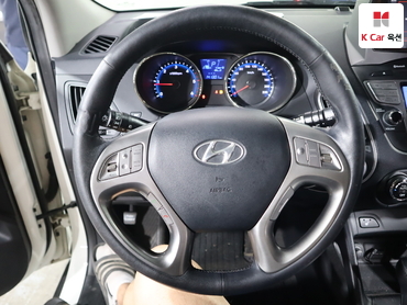 2012 - hyundai tucson