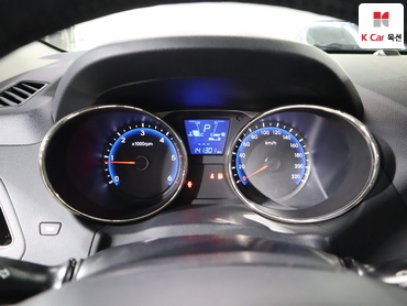 2012 - hyundai tucson