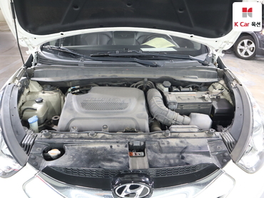 2012 - hyundai tucson