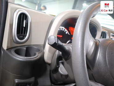 2012 - nissan cube