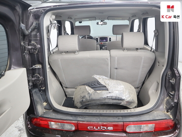 2012 - nissan cube