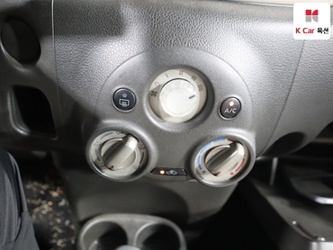 2012 - nissan cube