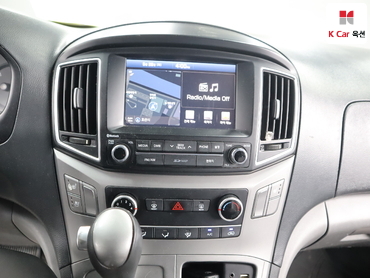 2016 - hyundai grand starex