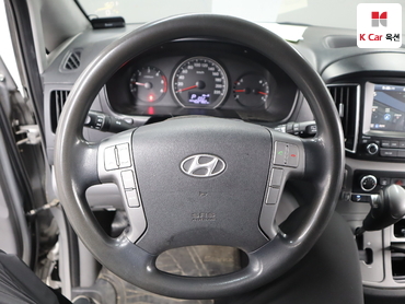 2016 - hyundai grand starex