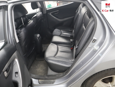 2013 - hyundai avante