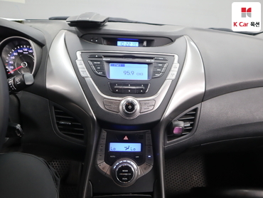 2013 - hyundai avante
