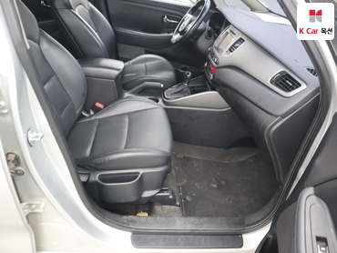 2016 - kia carens