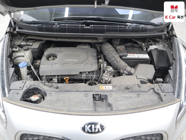 2016 - kia carens
