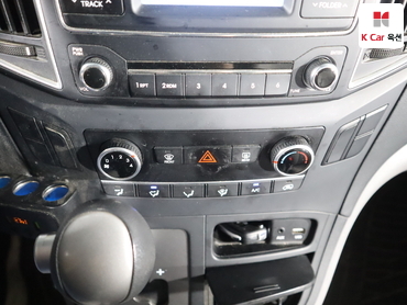 2020 - hyundai grand starex