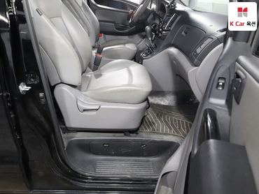 2020 - hyundai grand starex