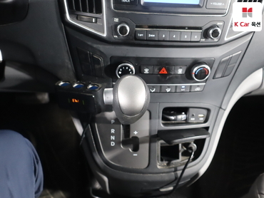 2020 - hyundai grand starex