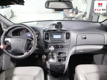 2020 - hyundai grand starex