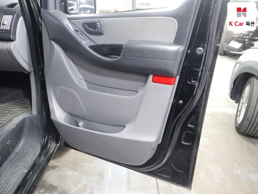 2020 - hyundai grand starex