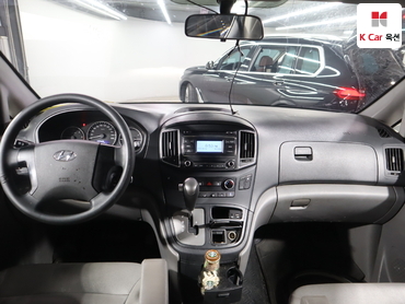 2018 - hyundai grand starex