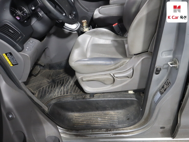2018 - hyundai grand starex