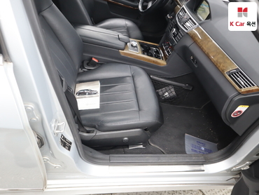 2011 - mercedes-benz e300