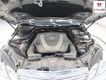 2011 - mercedes-benz e300