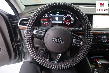 2017 - kia k7