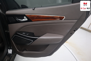 2017 - kia k7
