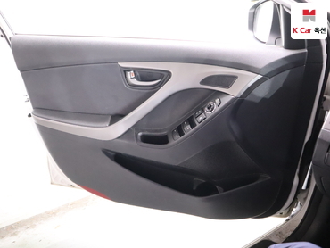 2013 - hyundai avante